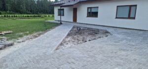 Jarmico Kivipoisid OÜ kivitööd kivi tänavakivi maja